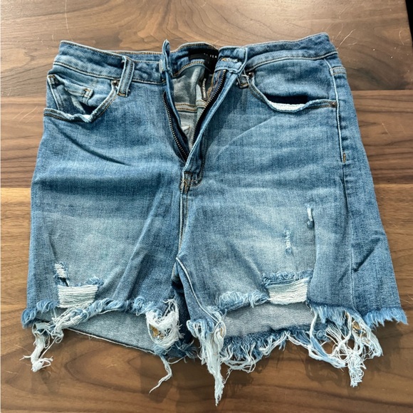 Risen Jeans Distressed Blue Denim Jean Shorts - Picture 1 of 5